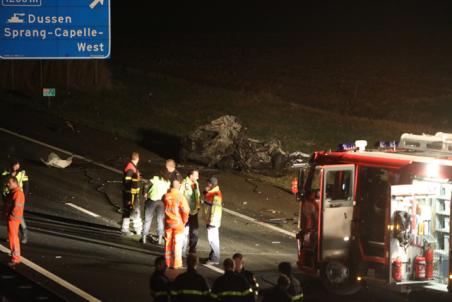 Getuigen: omgekomen bestuurder (25) reed met hoge snelheid en zigzaggend over A59