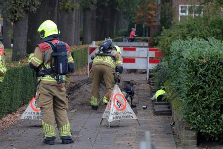 Brandweer rukt uit voor gaslek aan de Dr. Mollerlaan Waalwijk