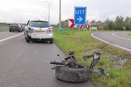 Veel schade door ongeval op de A59 (Maasroute) Waalwijk