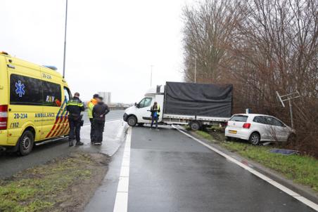 Flinke botsing op de A59 (Maasroute) Waalwijk