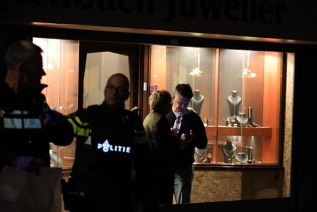 Overval op juwelier in Waalwijk, twee personen vastgebonden