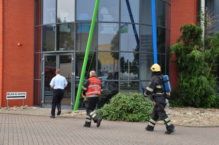 Brandweer rukt uit voor brandalarm aan de Zijlweg Waalwijk