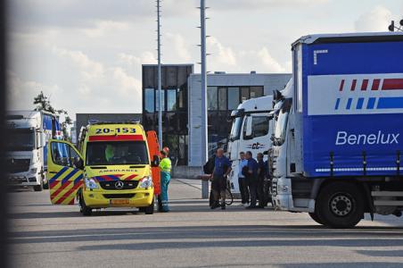 Zwaargewonde bij bedrijfsongeval aan de Spuiweg Waalwijk