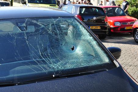 Meisje raakt gewond na aanrijding met auto aan de Prof. Nolenslaan Waalwijk