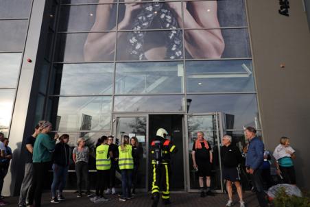 Sportschool in Waalwijk ontruimd na brandmelding