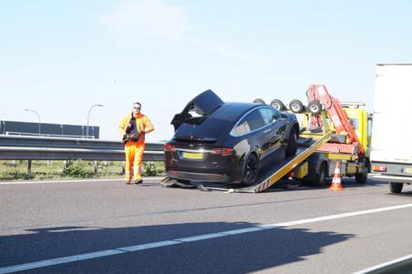 Aanrijding tussen twee auto&#039;s op A59 bij Waalwijk richting Oss