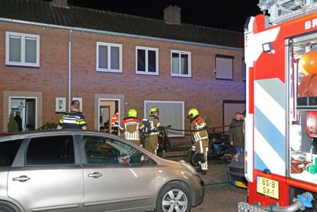 Buitenbrand achter woning aan de Felix Timmermansstraat Waalwijk