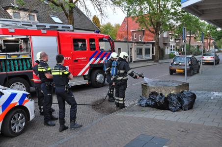 Klein brandje in bloembak aan de Julianastraat Waalwijk