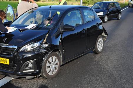 File richting Efteling door ongeluk met drie auto&#039;s op N261