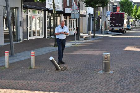 Politie-achtervolging door centrum Waalwijk eindigt in doodlopende weg