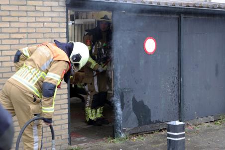 Poort in brand aan het Max Regerpark Waalwijk