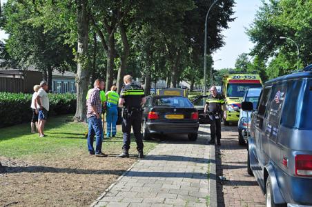 Vrouw wordt onwel tijdens autorijden aan de Beethovenlaan Waalwijk