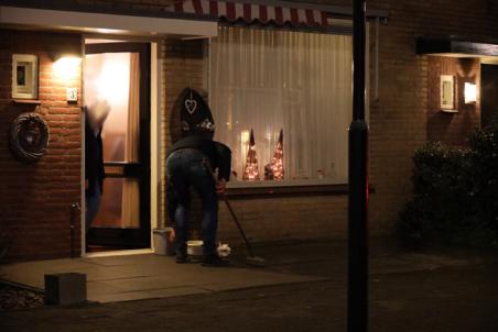 Scooterrijder gewond na knal tegen huis in Waalwijk