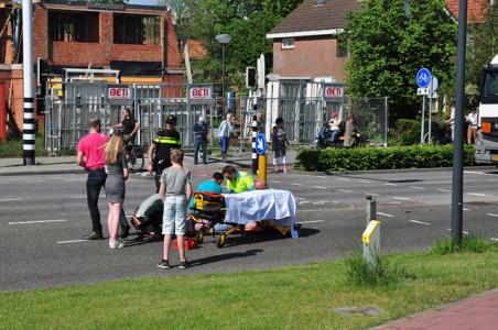 Fietsster gewond na aanrijding met bestelbusje in Waalwijk