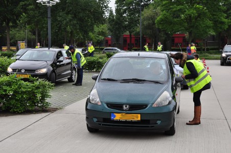 Politie en buurtpreventie actie aan de Drunenseweg Waalwijk