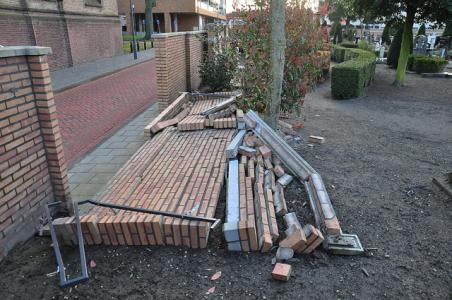 Vandalen slaan weer toe aan het Sint Jansplein Waalwijk