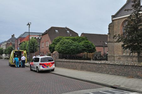 Man met succes gereanimeerd in kerk aan de Grotestraat Waalwijk