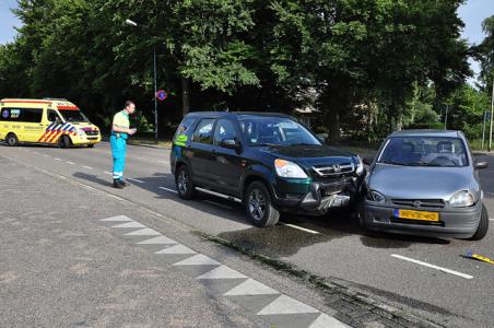 Aanrijding aan de Groenewoudlaan Waalwijk