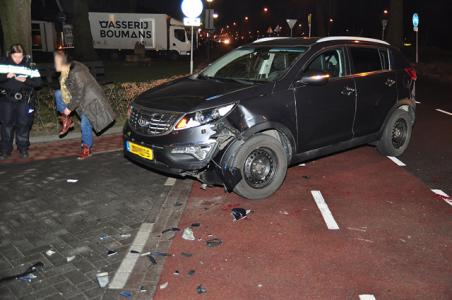 Aanrijding tussen auto en scooter aan de Meester van Coothstraat Waalwijk