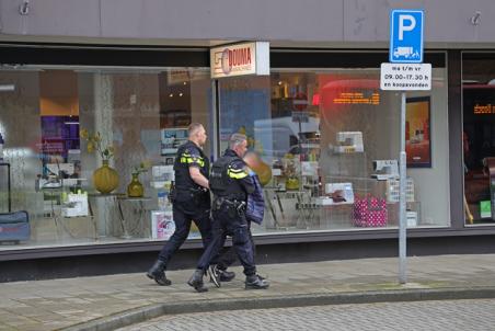 Politie houdt man aan na poging overval aan de Wilhelminastraat Waalwijk