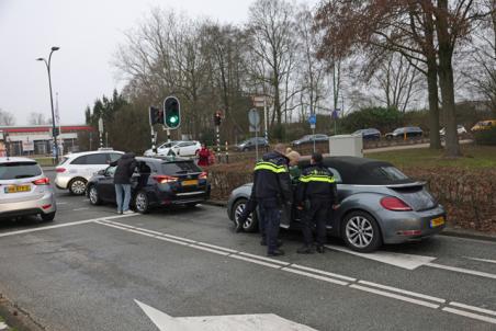 Dronken automobiliste veroorzaakt aanrijding Mozartlaan Waalwijk