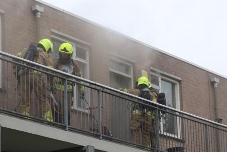 Veel schade in woning door keukenbrand aan de Hofstad Waalwijk