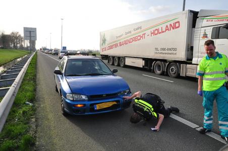 File op A59 richting Den Bosch, na ongeluk bij Waalwijk