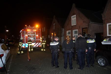 Man schrikt wakker van brand in woning in Waalwijk