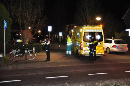 Man ligt zwaargewond op straat aan de Burg. Smeelelaan Waalwijk