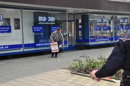 Paniek door verdacht pakketje aan de Grotestraat Waalwijk