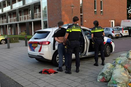 Jongen overmeesterd na poging tot auto-inbraak in Waalwijk