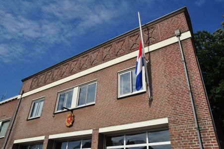 Brandweer Waalwijk en brandweer112.nl herdenken slachtoffers van vlucht MH17