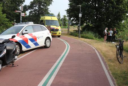 Scooterrijder en fietser komen ten val op het Halve Zolenpad Waalwijk