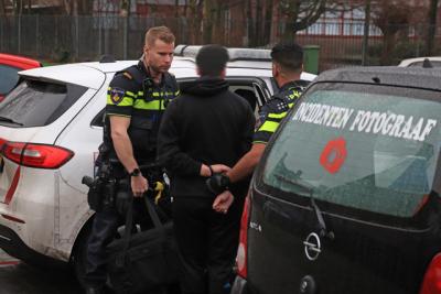 Vermoedelijke overvaller op tankstation aangehouden aan de Guido Gezellestraat Waalwijk