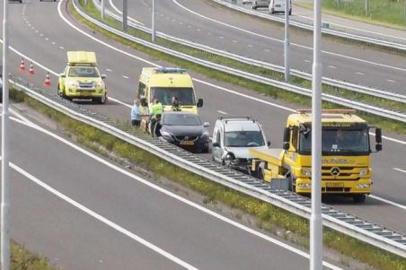Auto beschadigd na ongeval op A59 bij Waalwijk richting Den Bosch