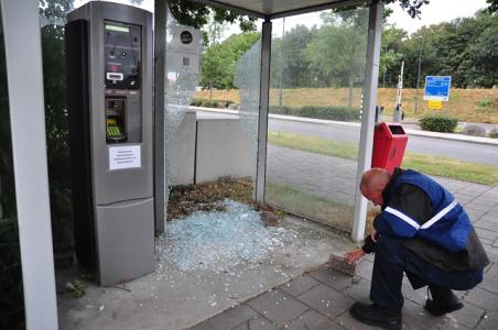 Vandalen slaan toe aan de Taxandriaweg Waalwijk