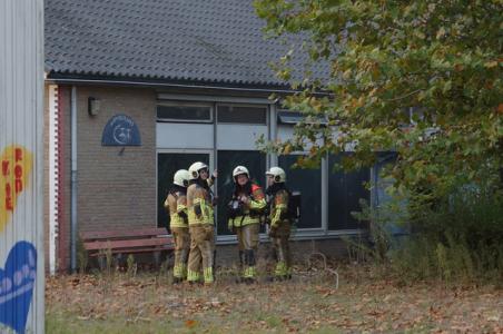 Klein brandje in oud schoolgebouw aan de Kasteellaan Waalwijk