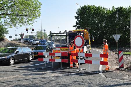 Deel bericht: Tijdelijke kruising afgesloten op de Midden-Brabantweg Waalwijk