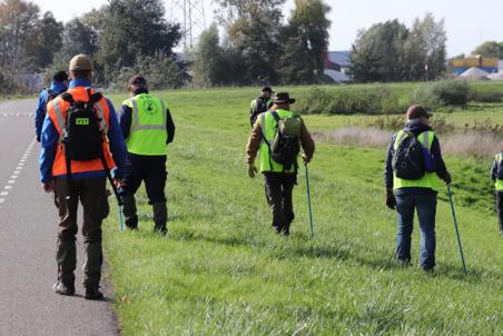 Grote zoekactie door Veteranen Search Team aan de Zomerdijk Waalwijk