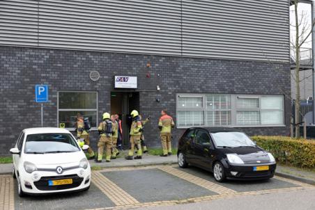 Brandweer onderzoekt gaslucht bij ambulancepost in Waalwijk