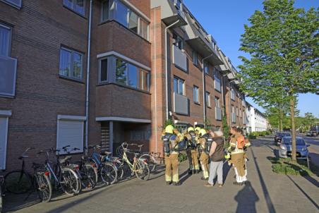Brandweer rukt uit voor vreemde lucht in woning aan de Margrietstraat Waalwijk