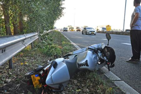 UPDATE: Verongelukte motorrijder op A59 is 45-jarige man uit Drunen
