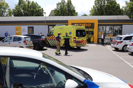 Reanimatie in supermarkt Jumbo aan de Grotestraat Waalwijk