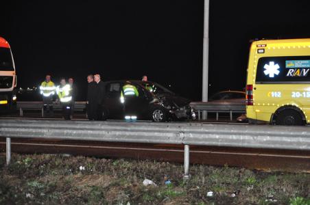 A59 richting Oss dicht bij Waalwijk vanwege ongeluk; één gewonde