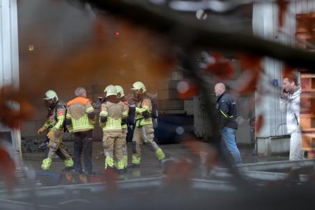 Klein binnenbrandje bij Huiskes Metaal aan de Veerweg Waalwijk