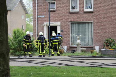 Man en vrouw naar ziekenhuis na woningbrand in Waalwijk
