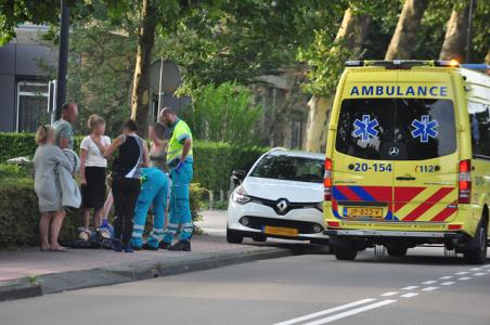 Vrouw valt tijdens het skeeleren aan de Burg. Verwielstraat Waalwijk