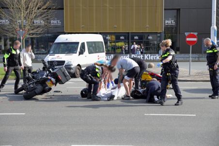 Ongeval tussen motorrijder en auto aan de Prof. Kamerlingh Onnesweg Waalwijk