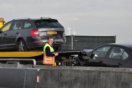 Kettingbotsing tussen 6 voertuigen op A59 (Maasroute) Waalwijk