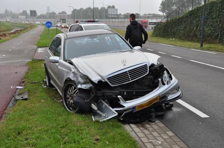 Frontale botsing op Biesbosweg in Waalwijk